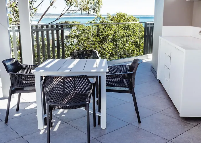 Netanya Noosa Beachfront Resort
